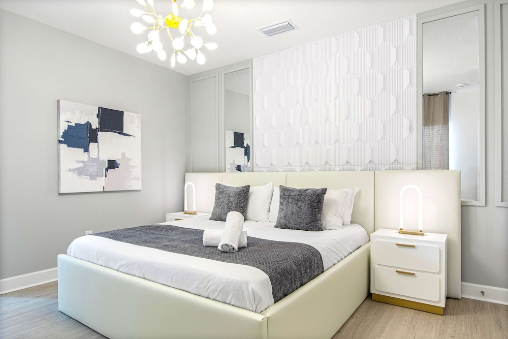 Themed Kids' Rooms, Pool & Game Loft Near Disney