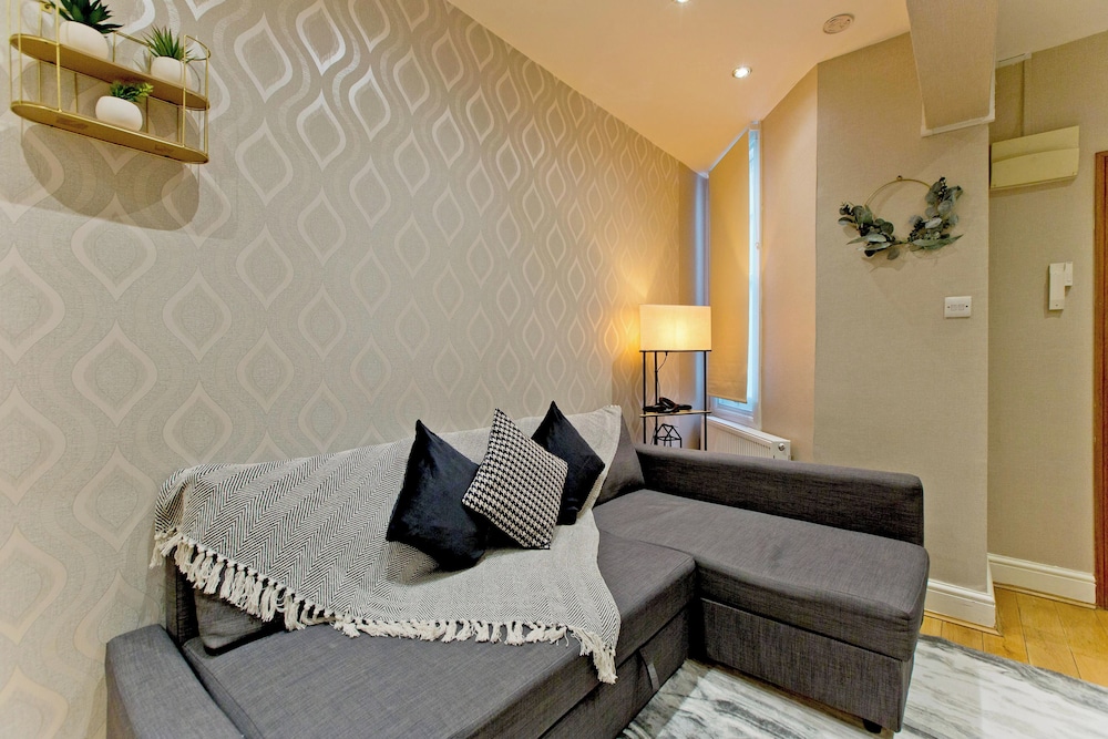 Imperial Earls Court Apartments