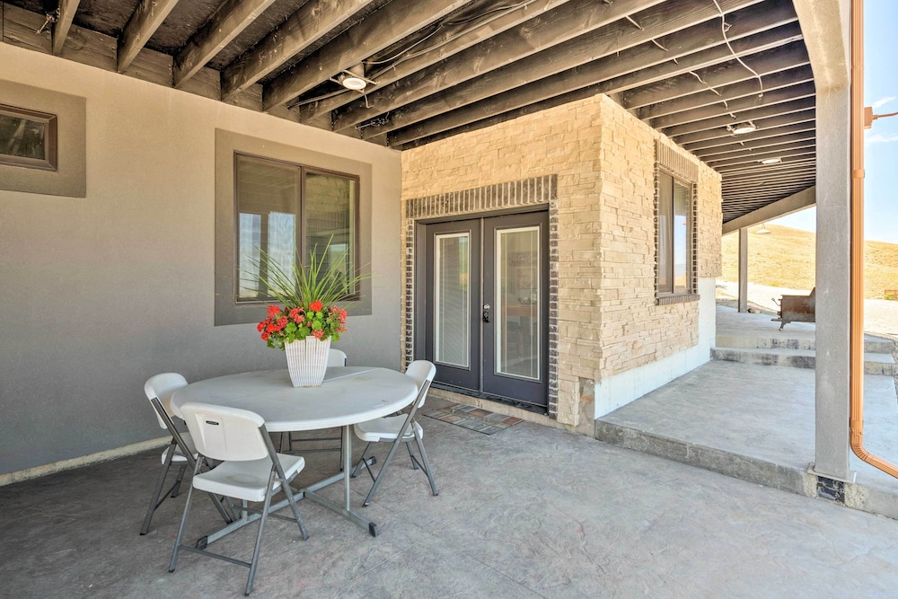 Newly Built Tooele Suite w/ Stunning Views! view 5