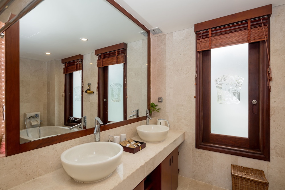 Tropical Villas Beach Danang
