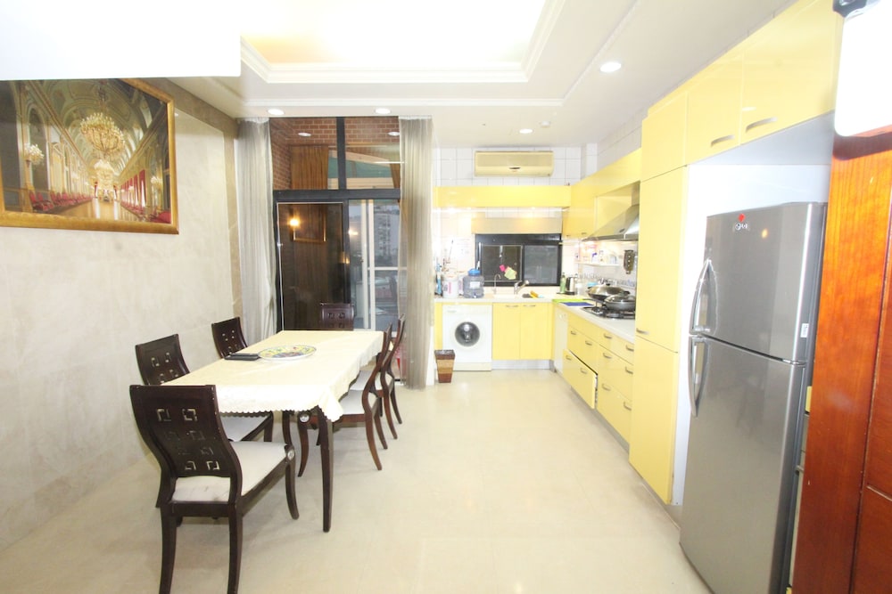 Peace Art Villa