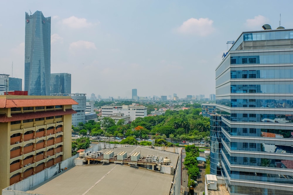 Minimalist Style Studio Apartment at Tamansari Semanggi view 3
