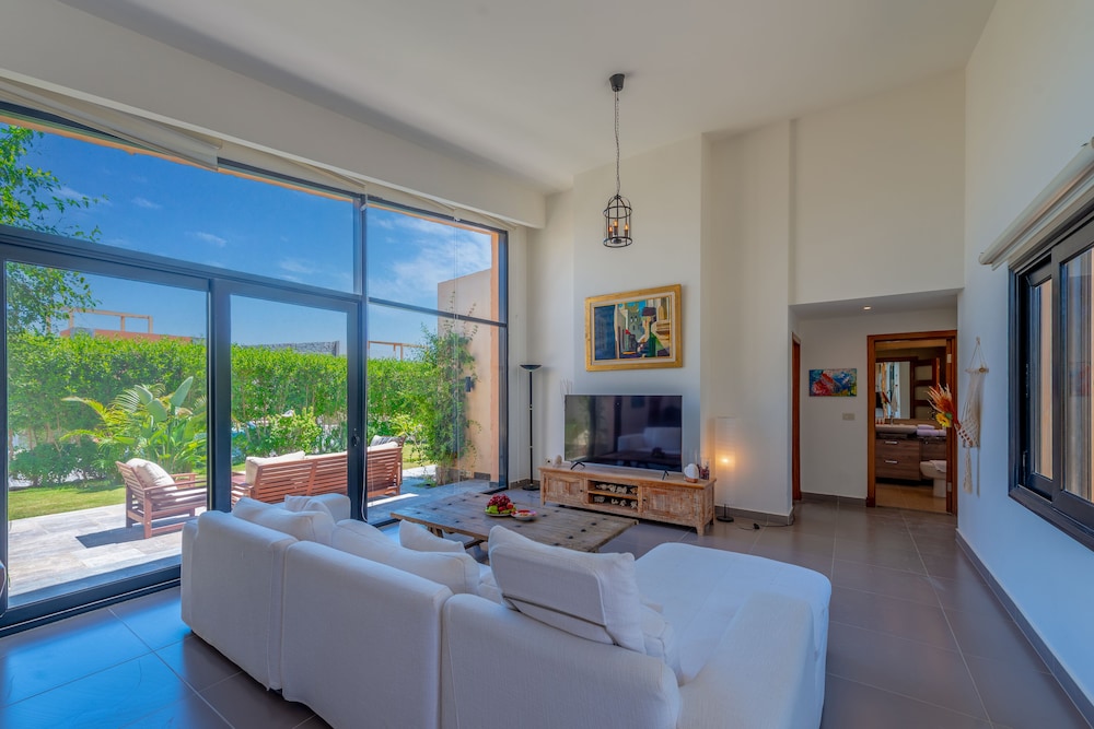VESTA - Soma Bay Residence