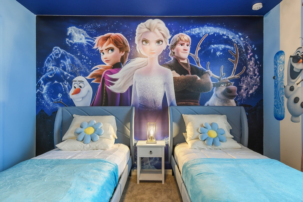 Luxury Family Escape at Windsor Island Orlando view 4