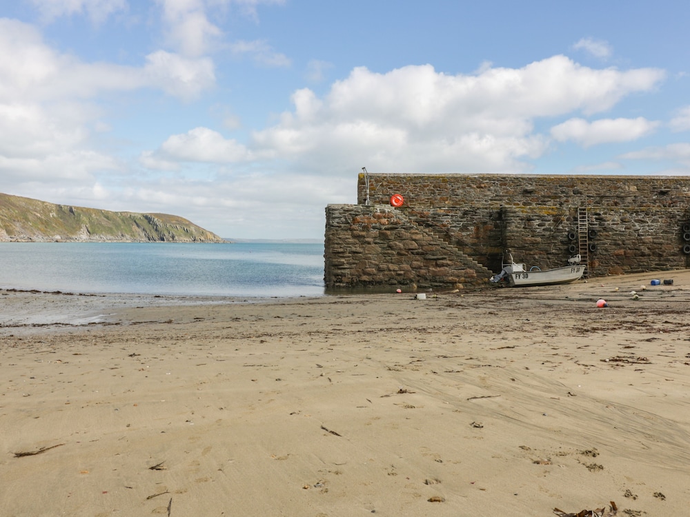 Ludgvan Cottage