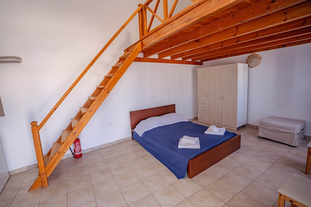Kamari Open View - Santorini Family Escape