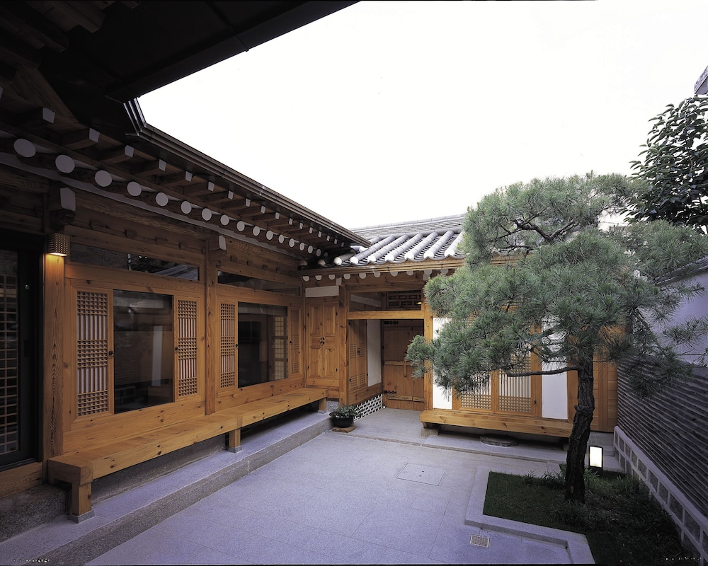 Xiwoo Hanok Guesthouse
