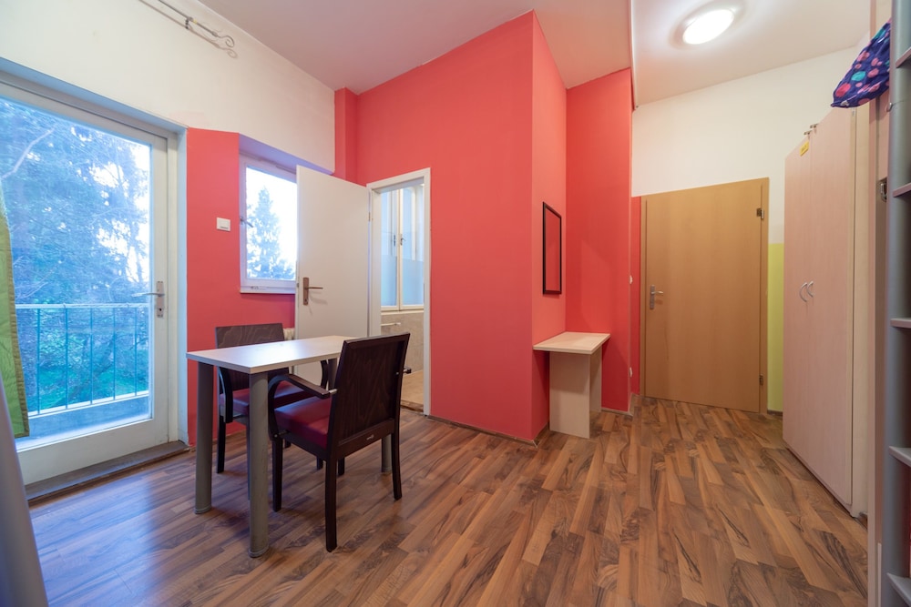 Ana Hostel