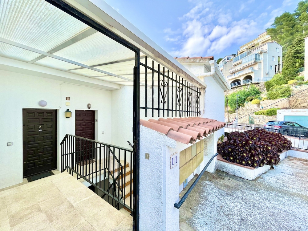 Apartment in Rosas Near Cap de Creus