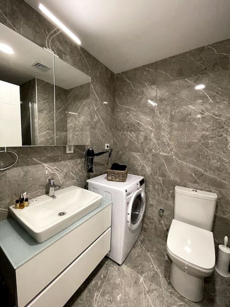 Stylish 1-bedroom Apartment Near Mall of Istanbul