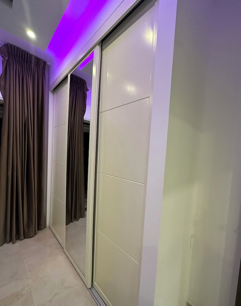 Charming Amman Apartment With Electric Heating & Pool Access
