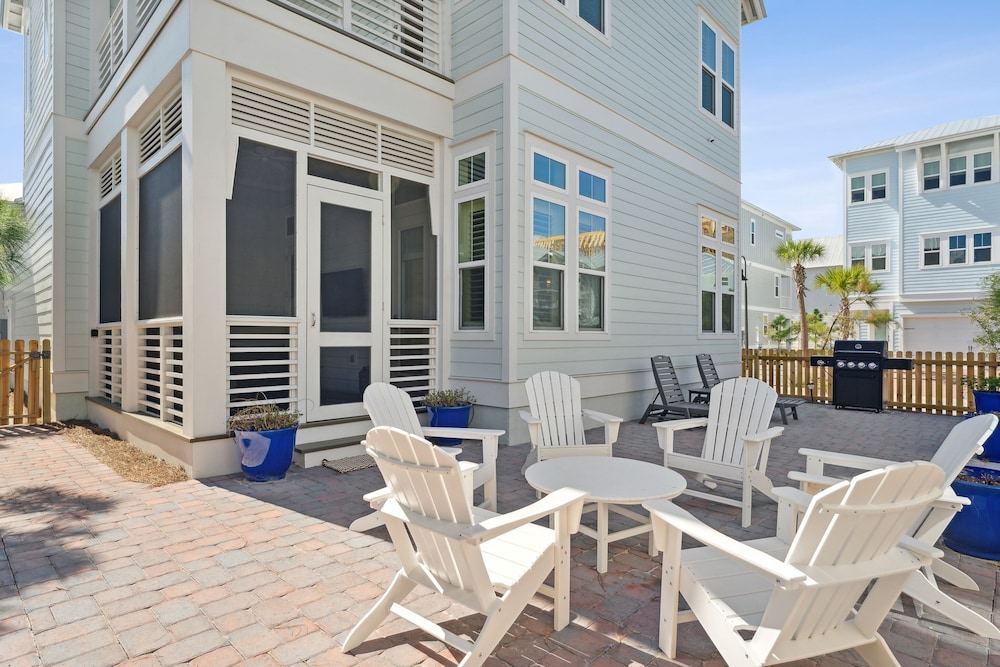 Prominence on 30A by Panhandle Getaways