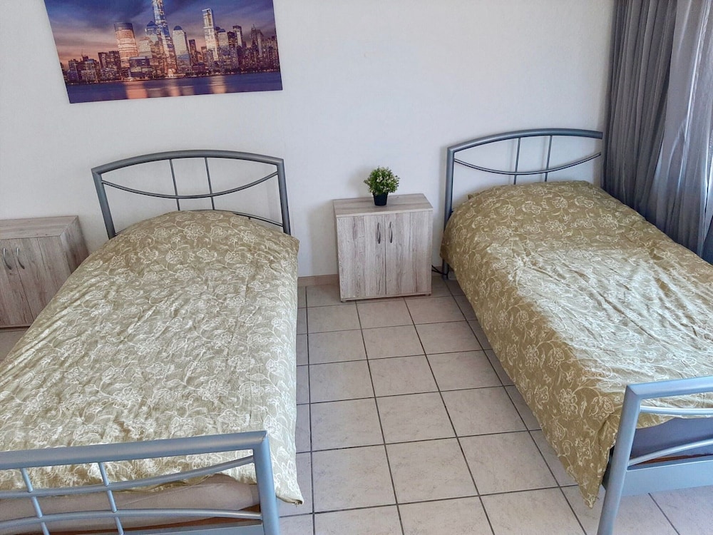 Apartment With Balcony, Neuss