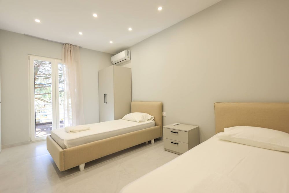 Lura Apartment 001 in Durr s
