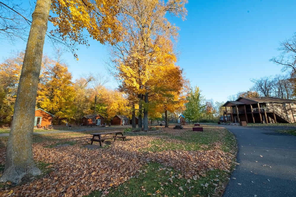Appeldoorn's Sunset Bay Resort