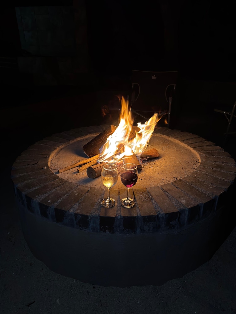 Singwe Private Safari lodge