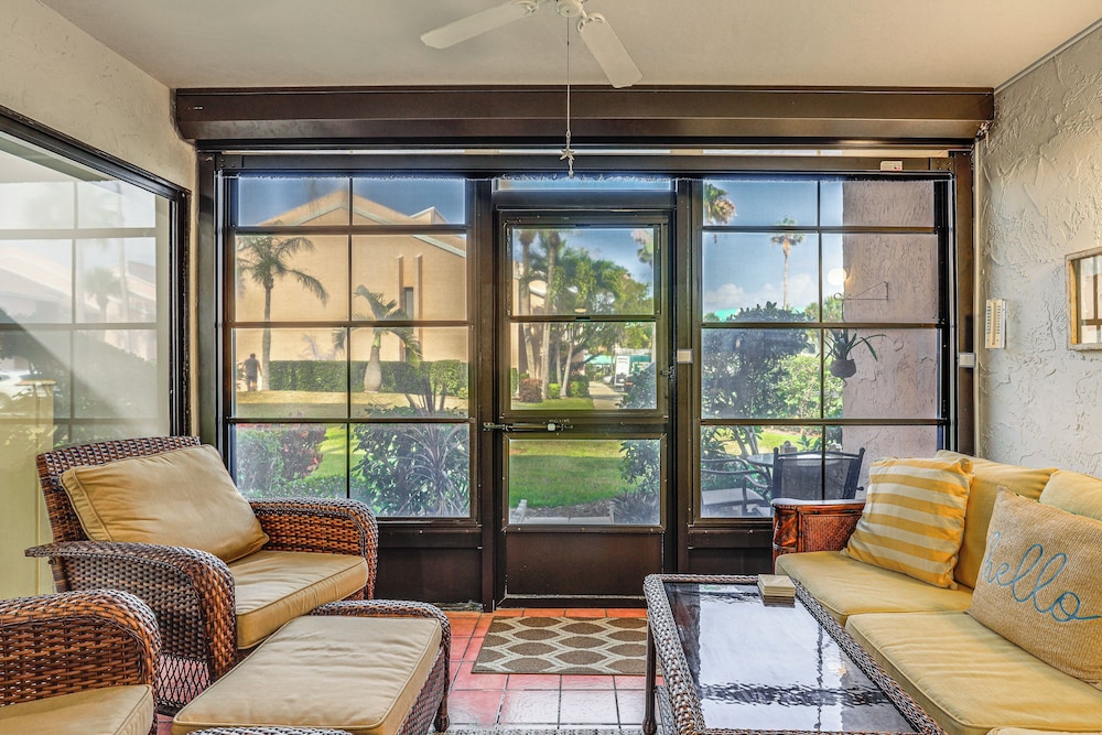 Pool, Golf & Beach Access: Fort Pierce Condo!