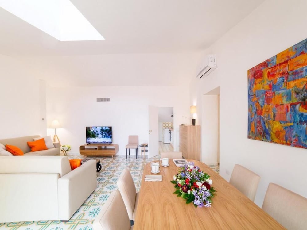 Grand Master Suites