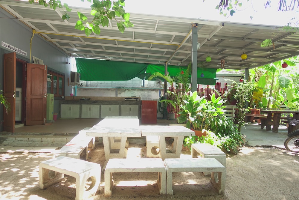 Blessing Backpackers view 3