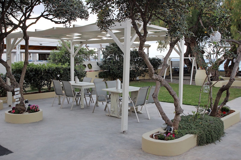 Effi Apartments