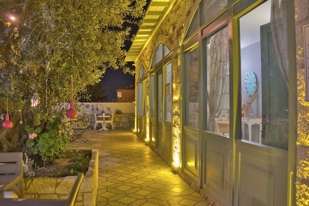 Elda Alacati Butik Otel - Image 17