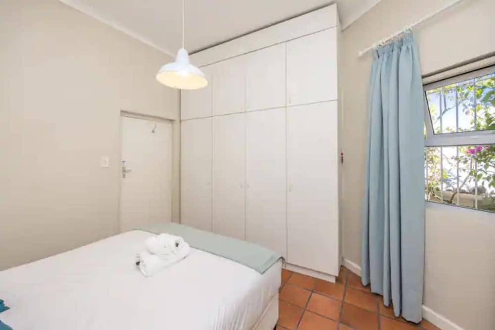 Perfect Getaway in Clifton view 4