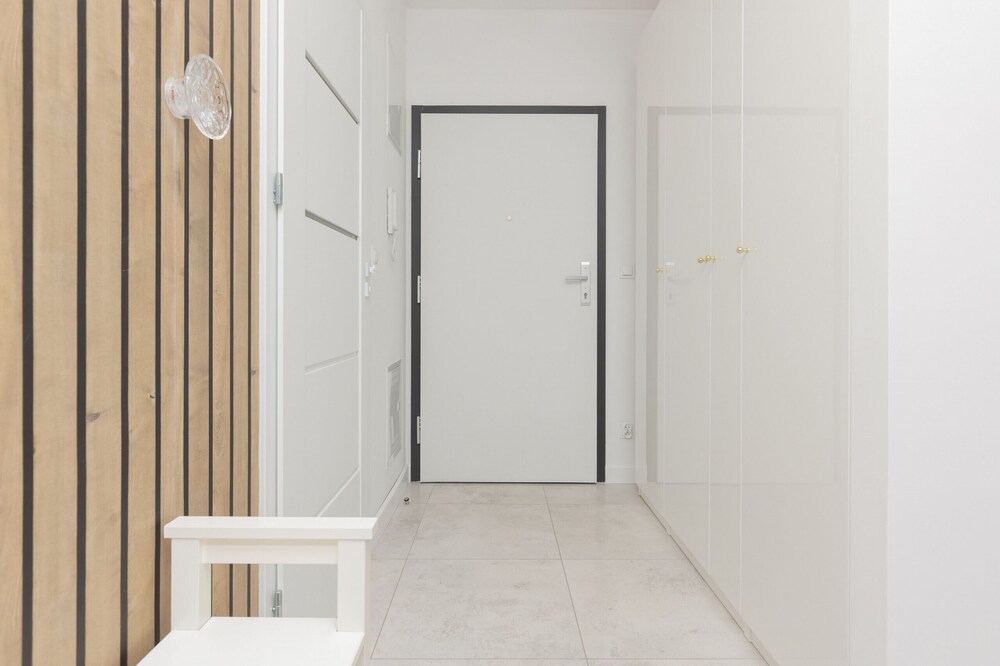 Piaseczno Modern Apartment by Renters view 3
