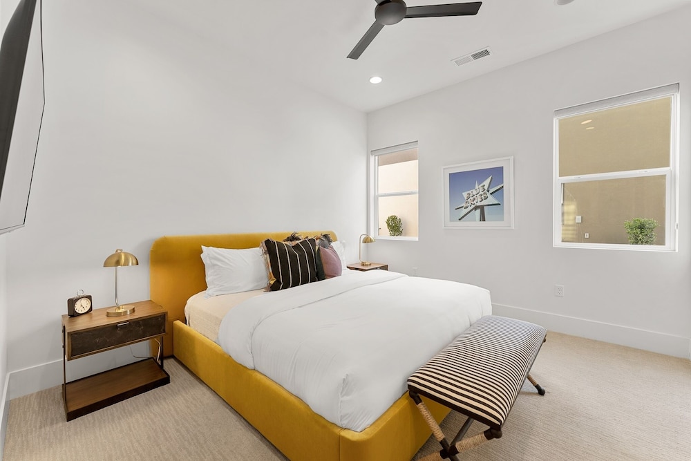 Villa #30 At Bloomington Country Club - Red Cliffs 4 Bedroom Townhouse