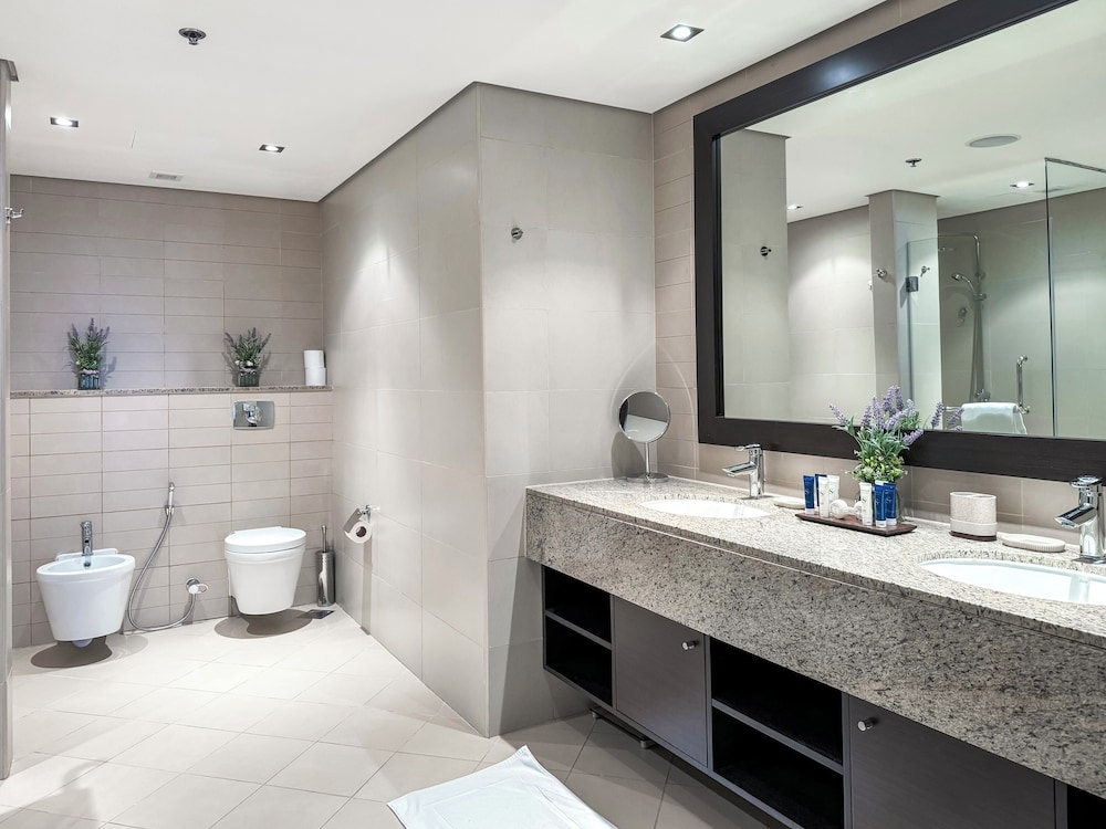 Resort Apartments - Royal Amwaj North