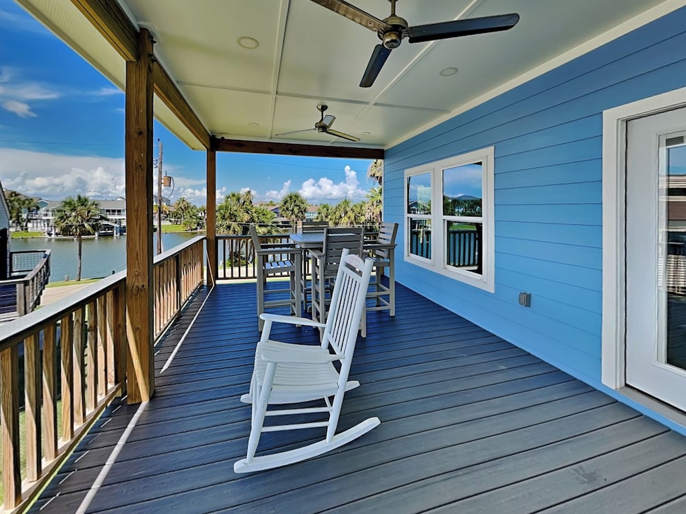 Play N Hooky by Ryson Vacation Rentals