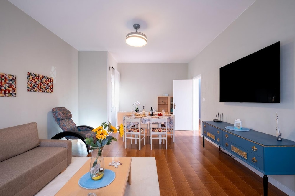 Sunshine Escape Villa In Porto Cesareo