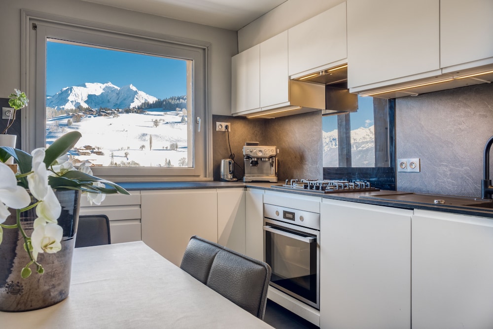 Chalet Nessa - Combloux view 4