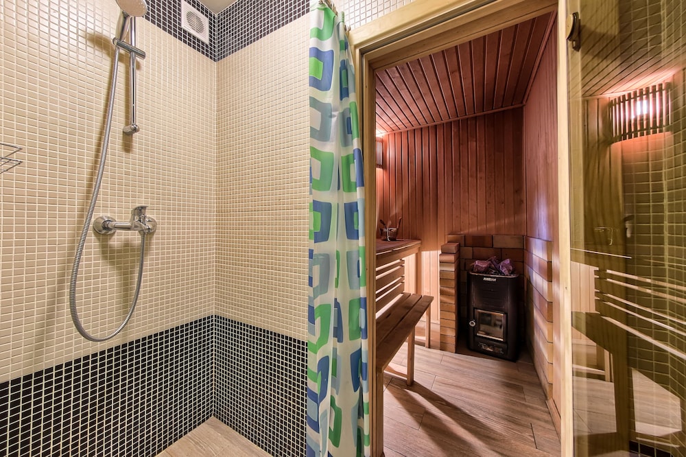 LADOGA OZERO hotel