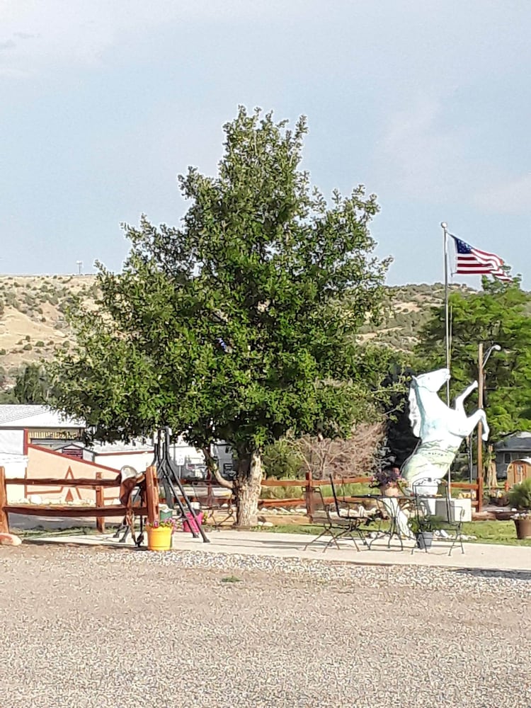 El Rancho Motel
