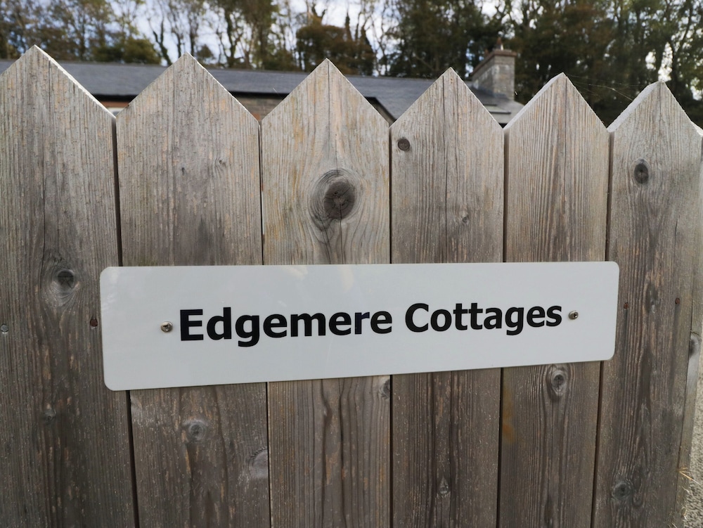 Edgemere Retreat