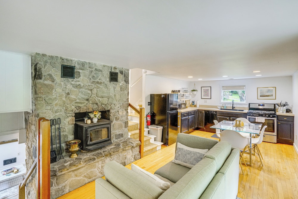 Games & Outdoor Entertainment: Upstate Family Home