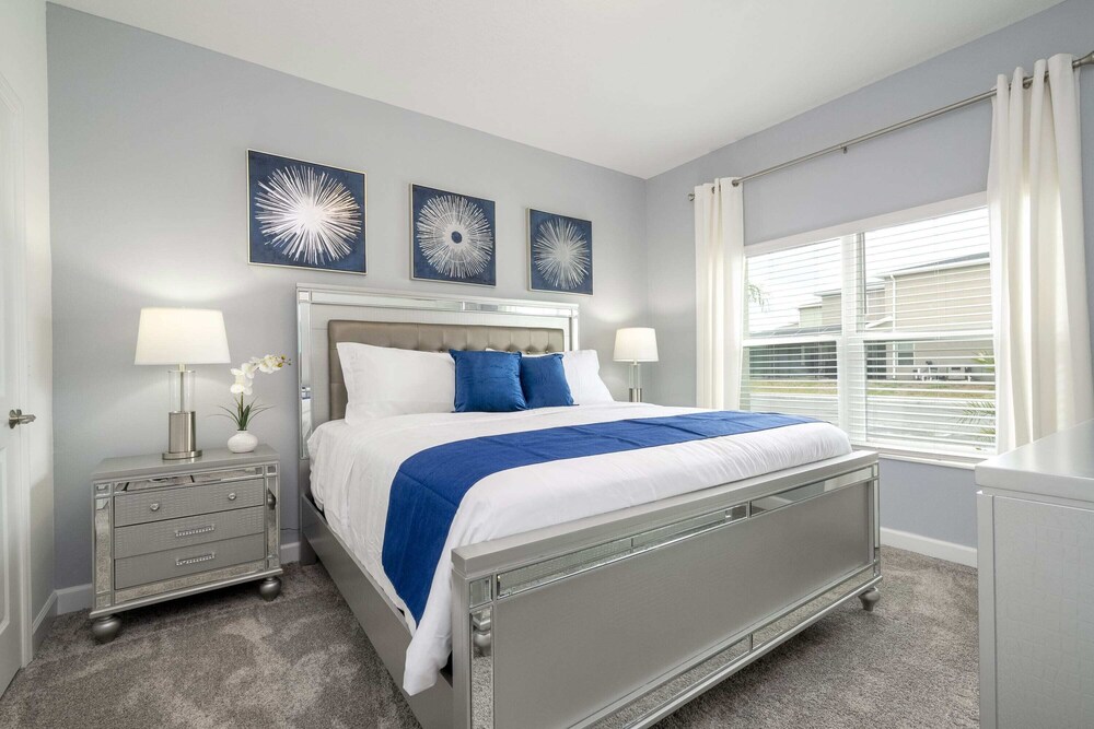 Fantastic 4 Bd W/ Pool @ Storey Lake Resort 2709