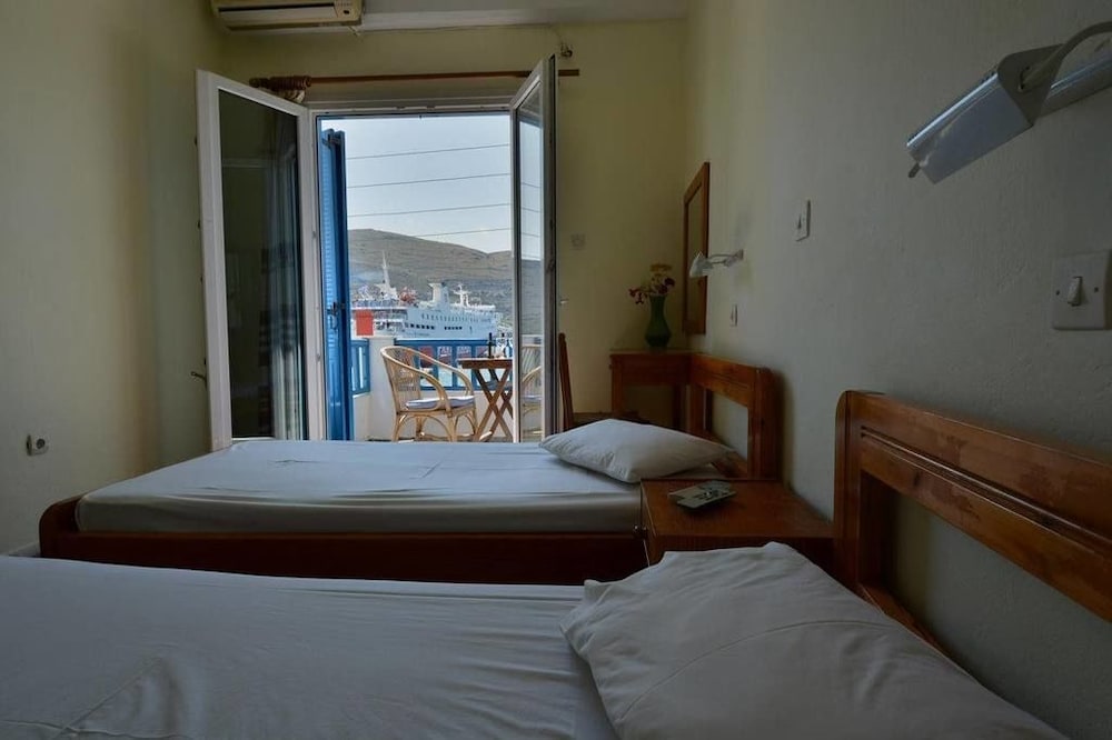 Galaxy Hotel photo 3