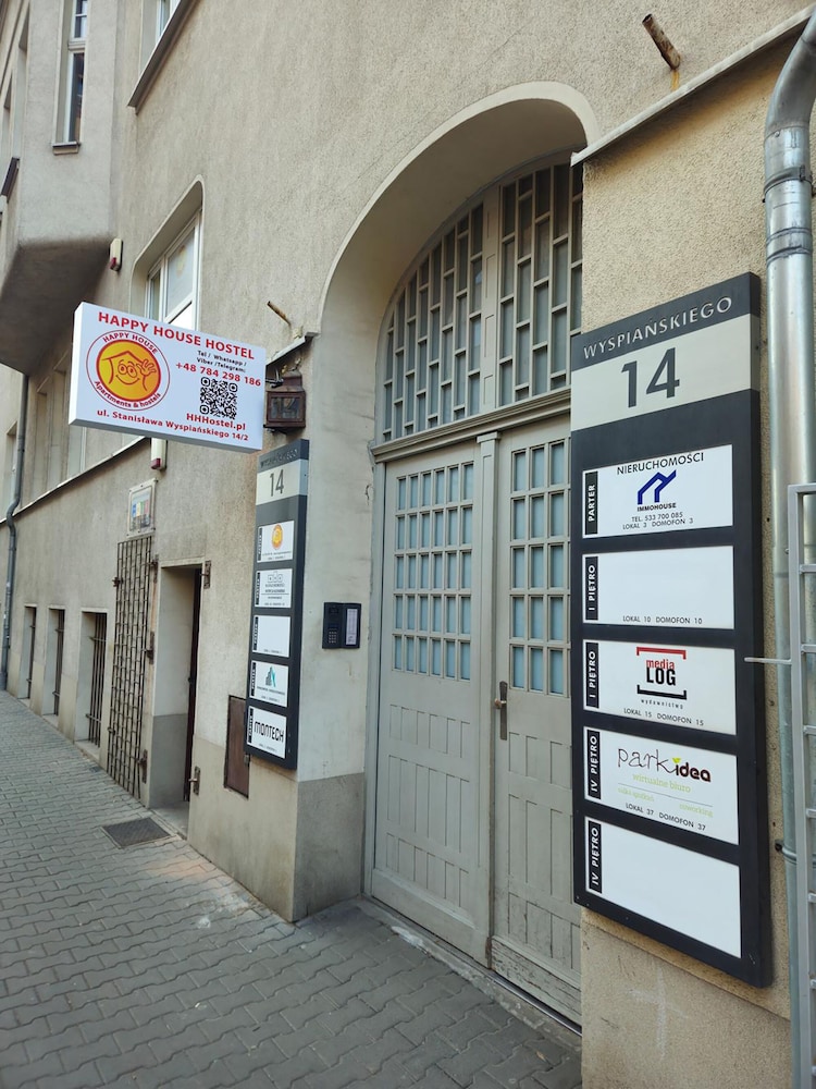 Happy House Hostel. Poznan