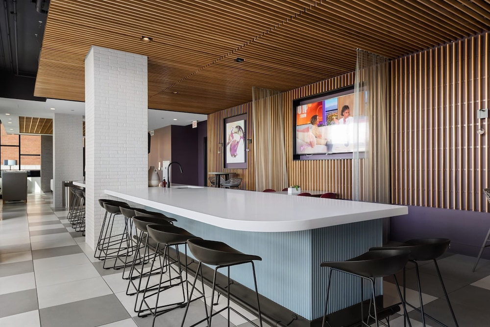 River West 2 Penthouses Skyline Group Comfort