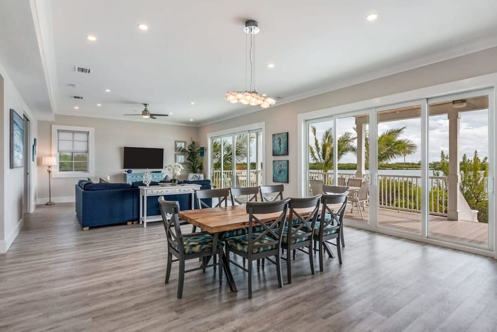 Mastway House by Brightwild Pool Dock view 4