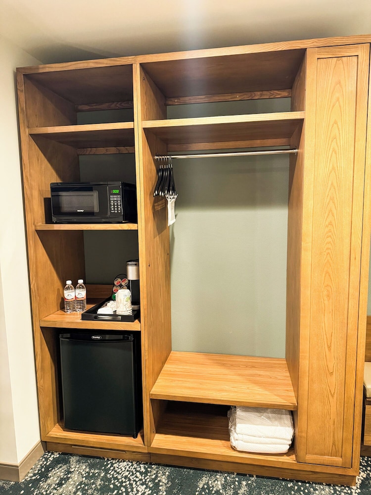 Rain Rock Casino Resort Hotel