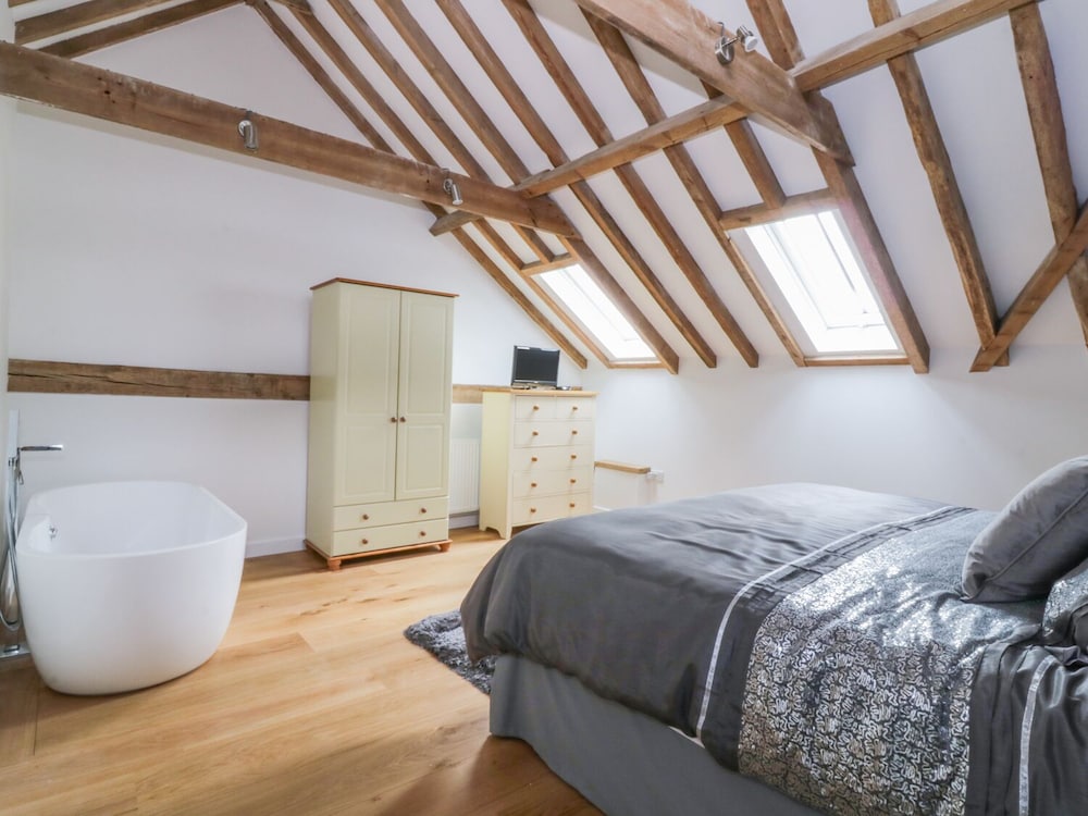 Grange Barn view 5