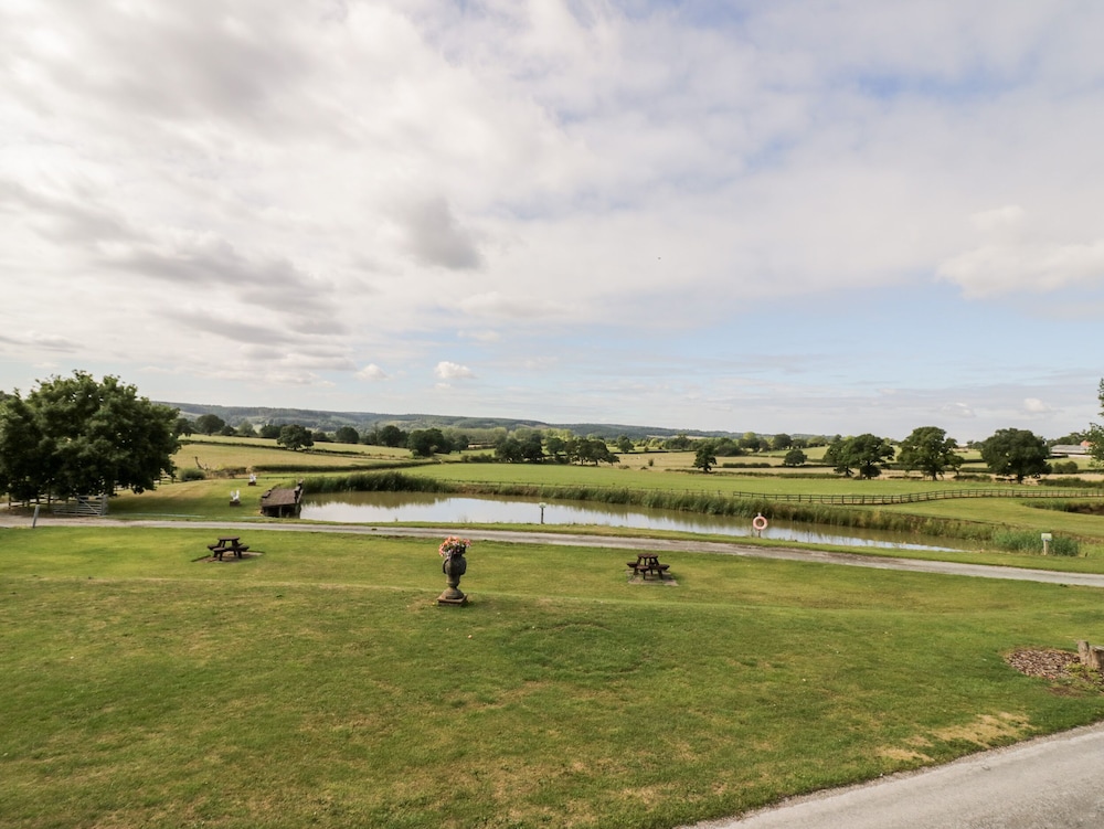 Far Coley Farm and Kilnhurst Log Cabin