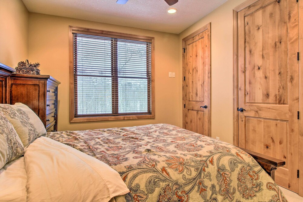 Lakefront Giants Ridge Retreat Near Ski & Golf! view 5