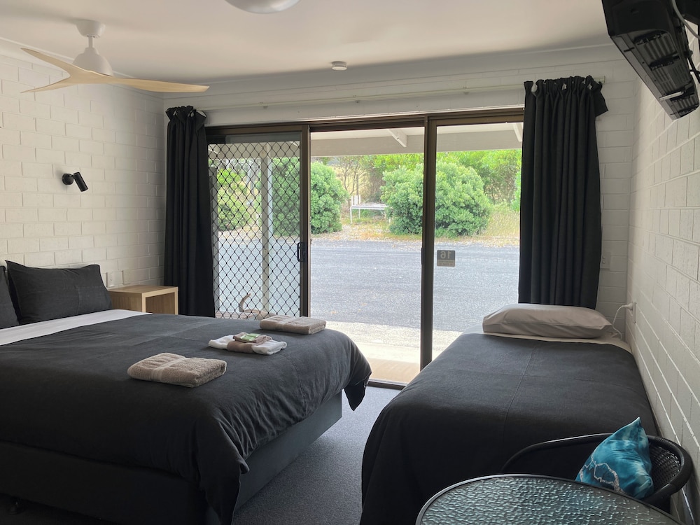 61 OCEAN ROAD MOTEL