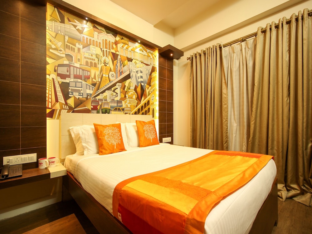 OYO 7752 Hotel Diva Residency