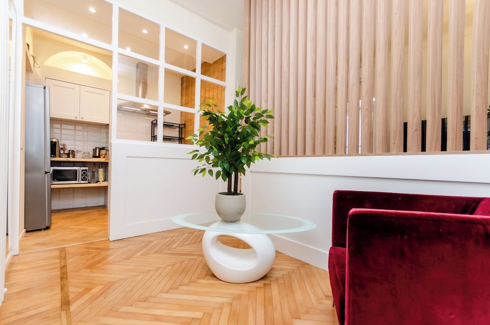 Vivimihome-Bligny House