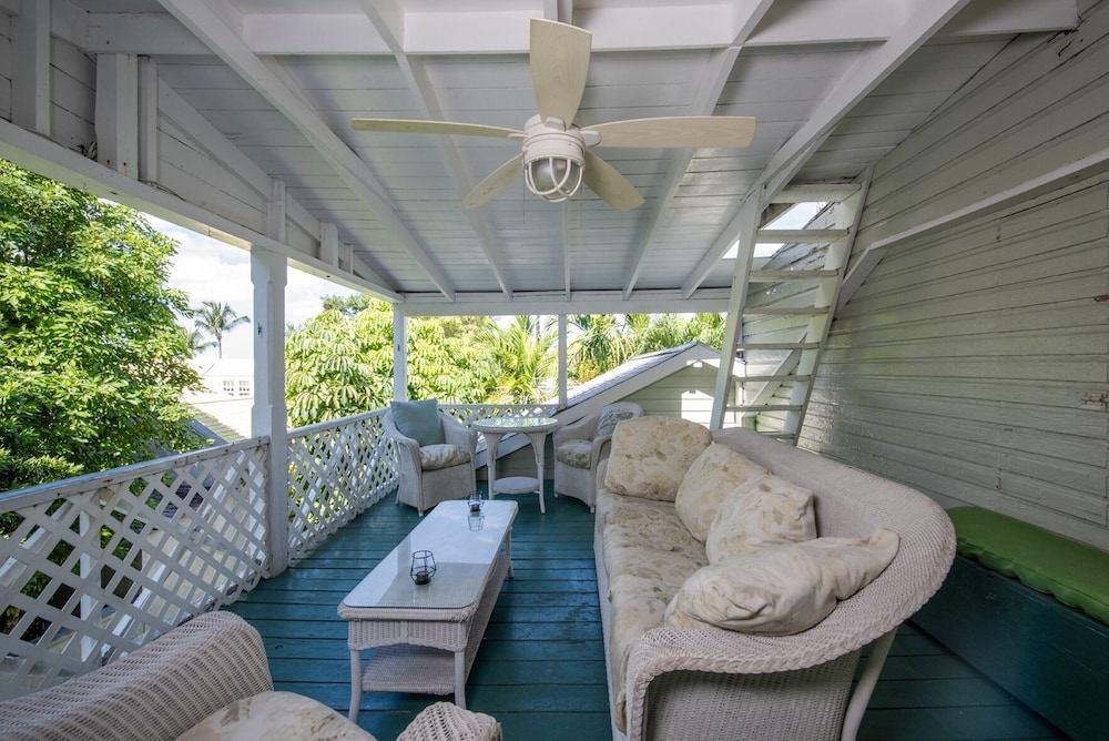 Watercolor 3 Bedroom Home