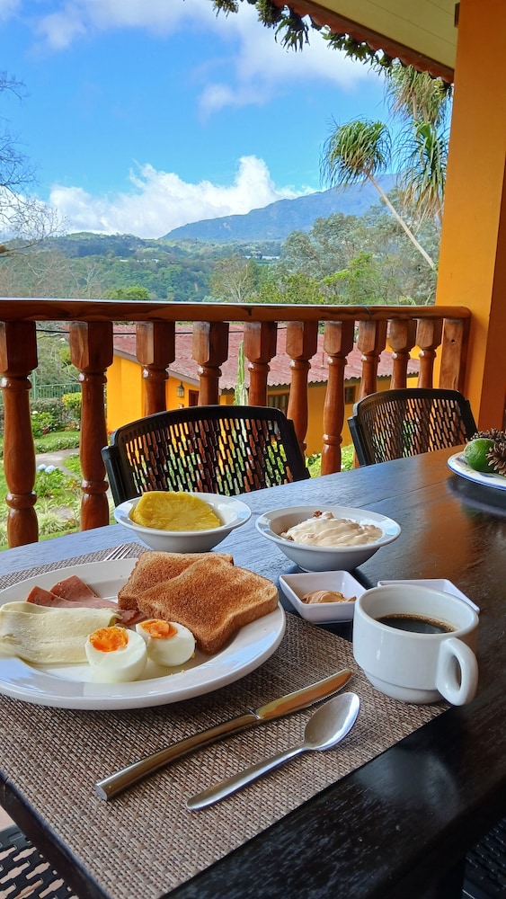 El Santuario Ecolodge